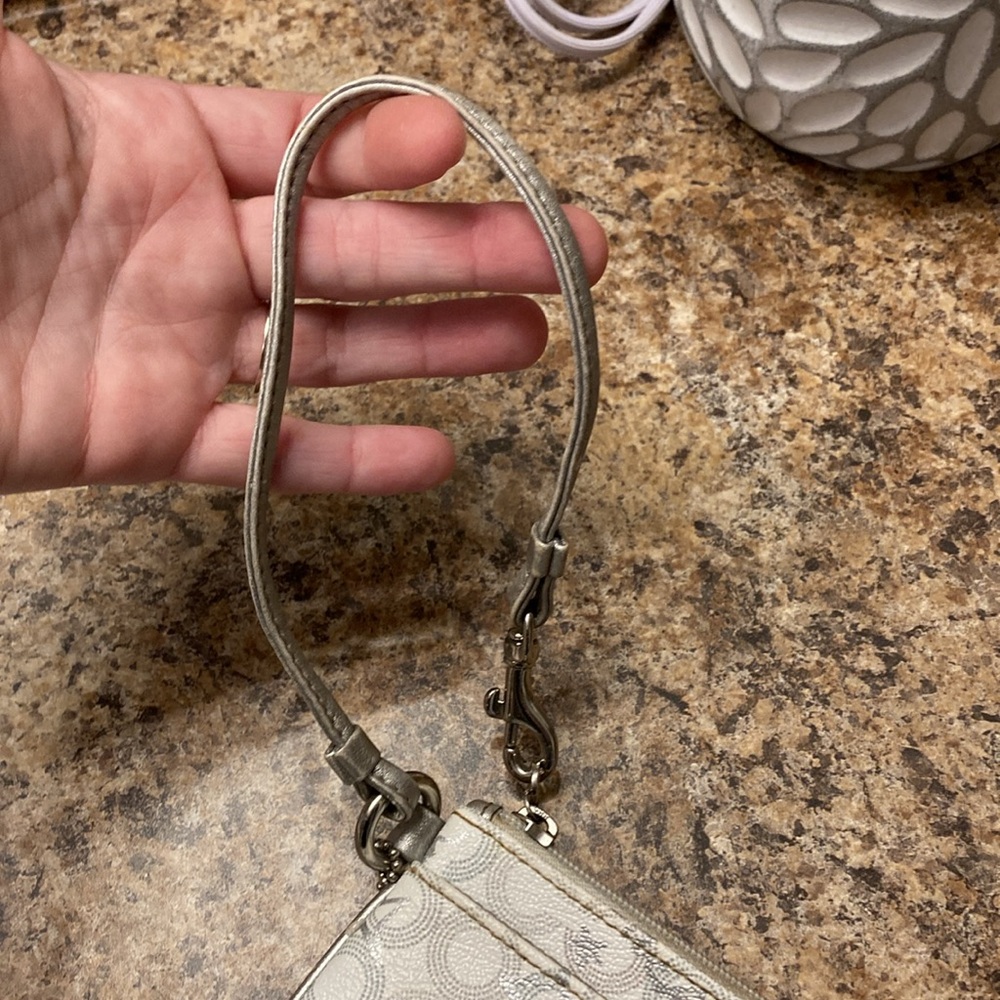 Coach Wristlet - Picture 7 of 11